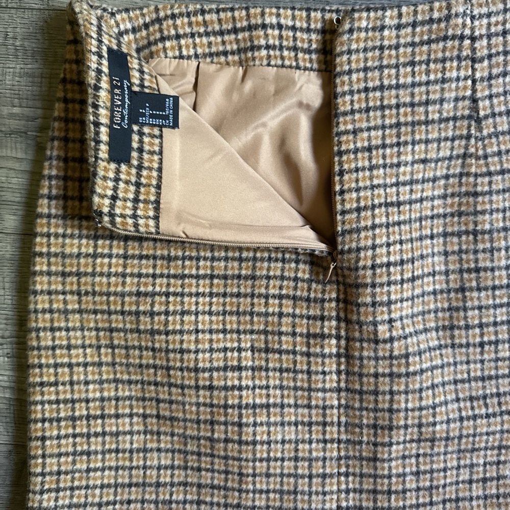 Forever 21 Checkered Mini Skirt in Tan and Black - Picture 4 of 4